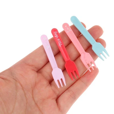 5Pcs Colorful Plastic Fruit Fork Mini Cartoon Snack Cake Dessert Food Pick LSGA - Image 1 of 4