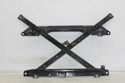 2013-2016 AUDI A4 ALLROAD FRONT SUSPENSION LOWER MOUNT SUPPORT CROSSMEMBER BRACE Foto 1 de 4