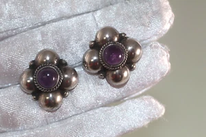Lovely vintage MCM Amethyst Sterling Silver Screw on Earrings Mid Century Mexico - Picture 1 of 10