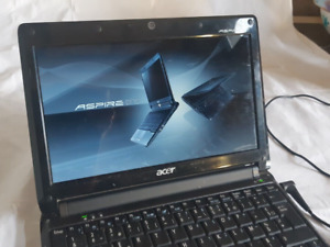 Netbook Acer Aspire One ZG8 Windows XP Intel Atom