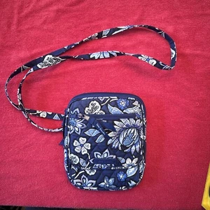 Vera Bradley Tropics Tapestry Mini Hipster Blue Crossbody Purse 6"x7.5" - Picture 1 of 7