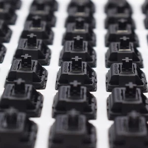 Gateron Oil King V2 Pre Lubed 5pin Linear Switches (108 Pack) - Photo 1/6