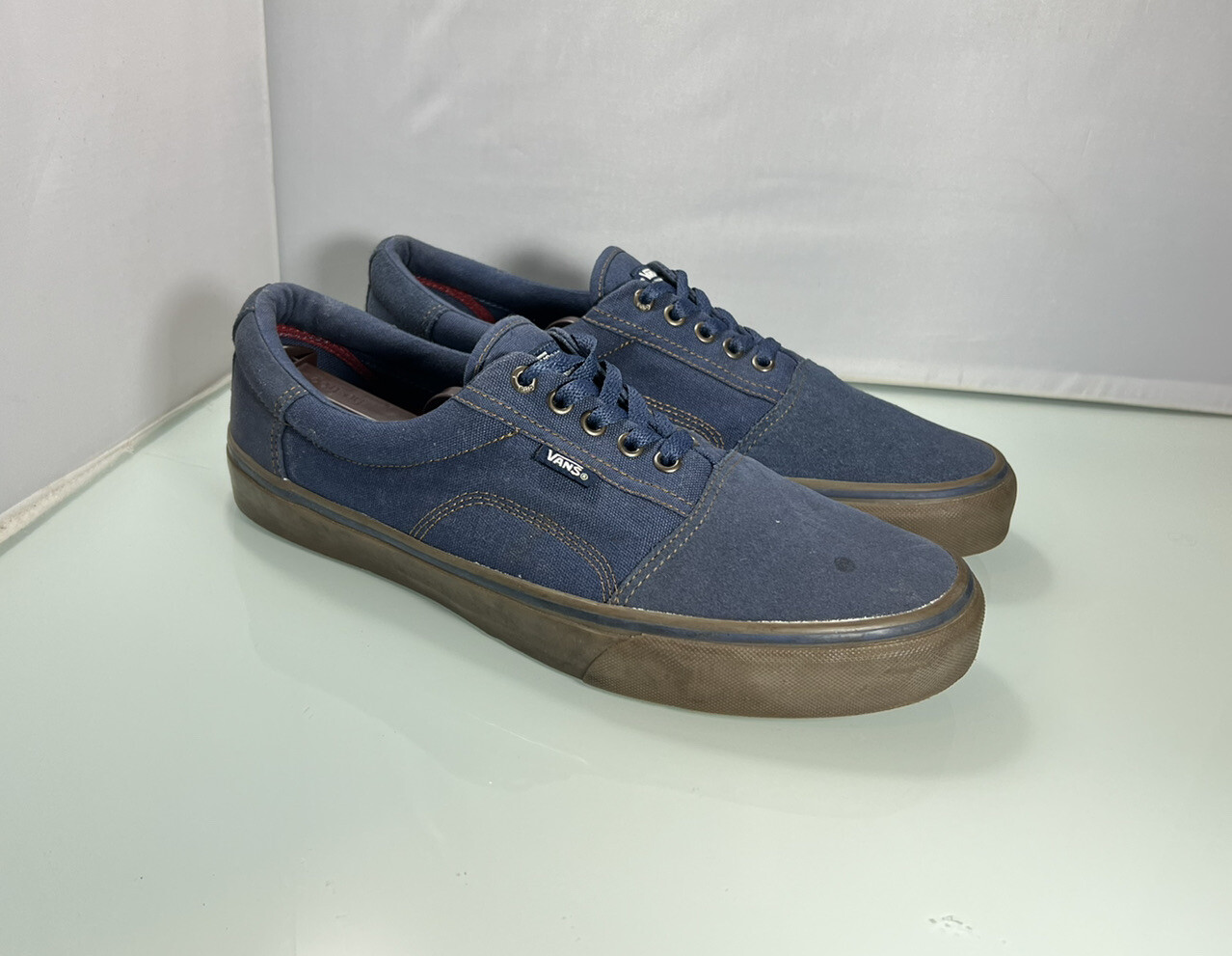 navy blue vans with gum sole