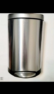 Bote de basura de acero inoxidable Simplehuman Step (nuevo) Foto 1 de 4