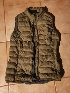 Macpac Down Vest Size 6 Green - Picture 1 of 6