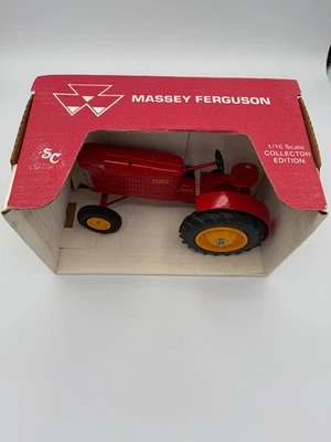 Tractor diecast Spec-Cast 1/16 Massey-Harris Super 101 Twin Power SCT 145 NUEVO EN CAJA Foto 1 de 4