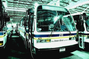 ORIGINAL KODACHROME SLIDE BEE LINE BUS 1979 RTS #215 VALHALLA, NY MARCH 23, 1996 - Picture 1 of 1