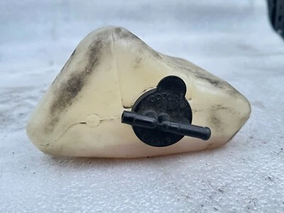 Бутылка расширительного бака перелива охлаждающей жидкости радиатора Lexus Es300 2002-2003 годов выпуска - Изображение 1 из 4