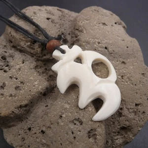 Ethno Halskette Herren oder Damen Zeichen OM AUM Hindu aus Büffelknochen - Bild 1 von 3