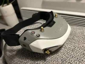 Fatshark Dominator HD / WalkSnail Avatar HD goggles - L I K E N E W - Picture 1 of 5