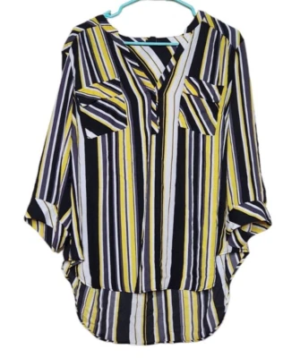 Torrid Womens Sz 2 Harper Blouse Top 3/4 Sleeve Shirt Striped Pockets Roll Tab - Image 1 of 4