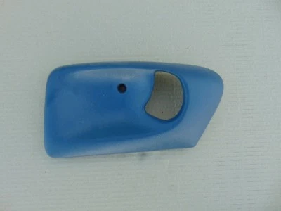 00-05 CHEVY IMPALA RIGHT REAR PASSENGER SIDE DOOR HANDLE BEZEL 21995763 #3630 — 第 1/4 张图片