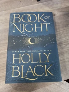 Book Of Night By Holly Black  Hardcover 1st Edition Excellent Condition - Bild 1 von 3