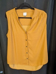 WOMENS CLOTHING LARGE CABI GOLDEN DOT BUTTON DOWN - Picture 1 of 1