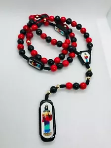 Rosario Santa Muerte 7 potencia de madera rojo negro Rosario de madera Santa Muerte - Imagen 1 de 9