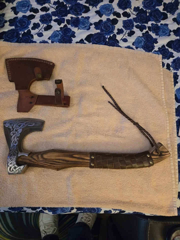 custom etched hatchet,heavy duty steel,never used - Image 1 of 1
