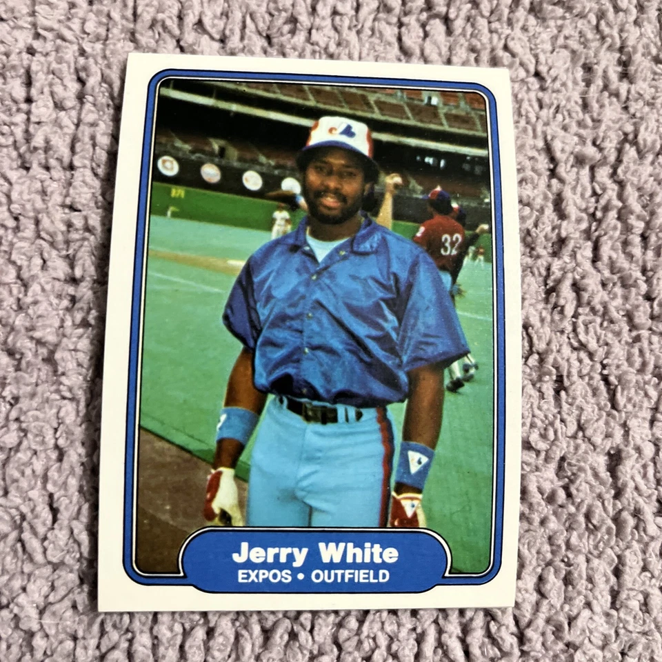 1982 Fleer #211 Jerry White Montreal Expos - Image 1 of 1