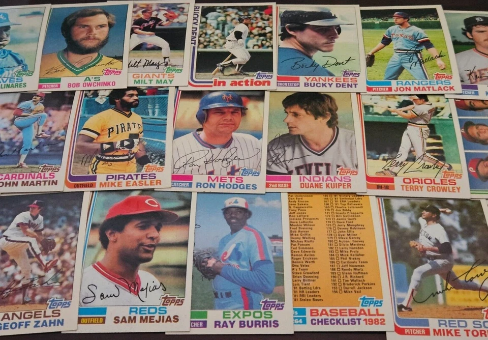 1982 TOPPS BASEBALL #1 - 269 YOU PICK SEE SCANS OF EVERY CARD STARS *NEW LISTING - Image 1 of 1