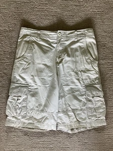 URBAN PIPELINE BOYS KHAKI BEIGE TAN COTTON CARGO SHORTS SIZE 18 11" INSEAM NICE! - Picture 1 of 3