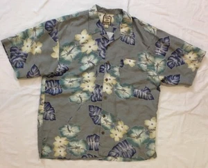 Men's Size Large Tommy Bahama 100% Silk Green Blue Hawaiian Shirt - Picture 1 of 8