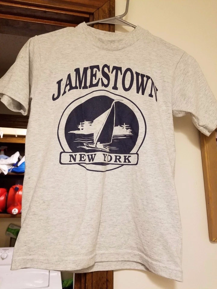 CAMISETA I LOVE LUCY LUCILLE BALL JAMESTOWN NUEVA YORK - NIÑOS 10/12 Foto 1 de 1