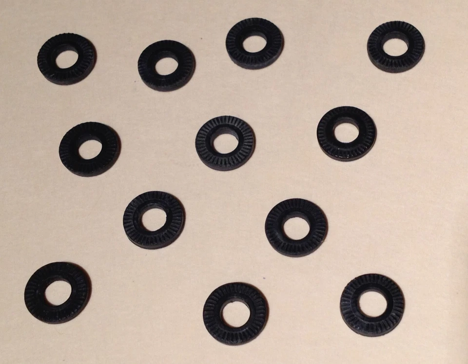 Repuestos Coche Ranura Escala HO - 12 Neumáticos Stock (NUEVO) Foto 1 de 1