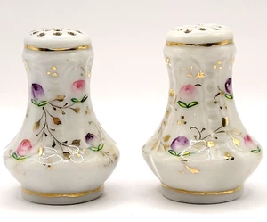 Flower Bud Pattern Gold Gilding Leaves 1930s Porcelain Salt & Pepper Shakers - Picture 1 of 15