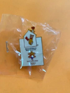 SALT LAKE CITY OLYMPICS PIN RONALD MCDONALD HOUSE CHARITY CHILDREN HEART IN HAND - Picture 1 of 1