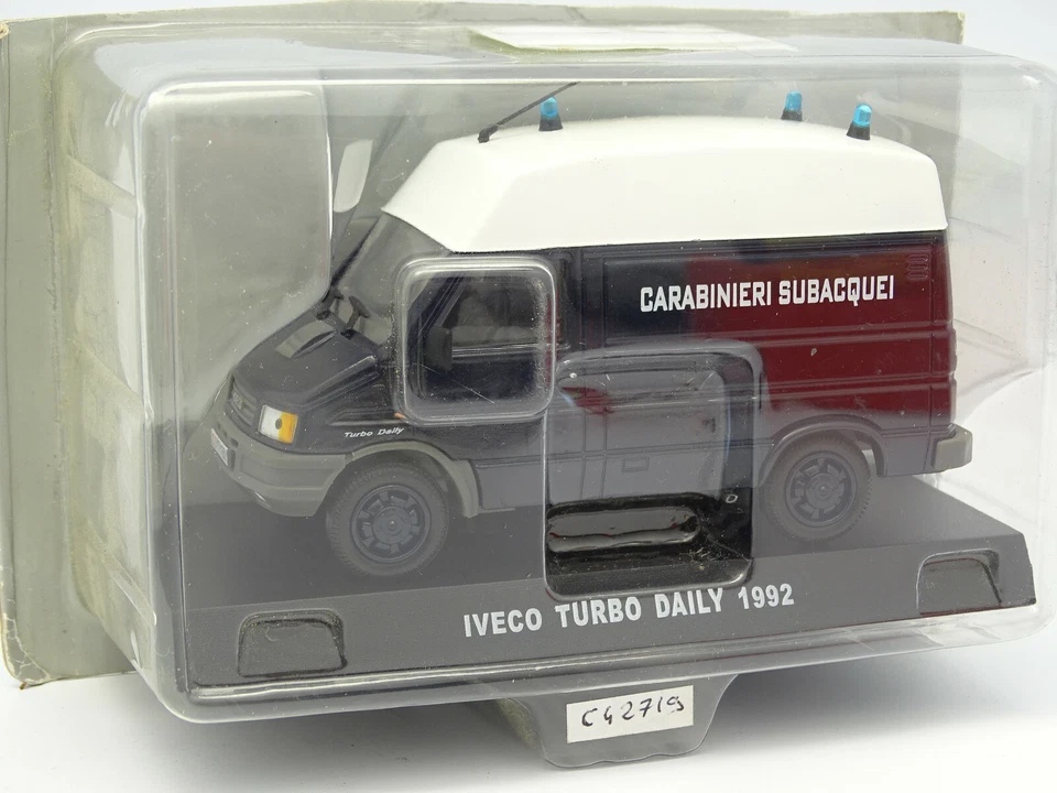 DeAgostini Police Italy 1/43 - Iveco Turbo Daily Carabinieri 1992 - Image 1 of 1