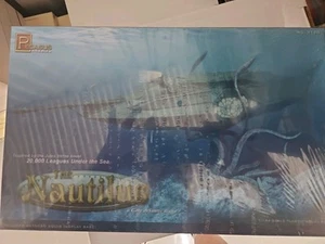 Pegasus 1:144 SCALE 20,000 Leagues Under the Sea- Nautilus #9120~NEW SEALED!!! - Picture 1 of 6