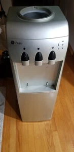 GE WATER COOLER PARTS MAKE OFFER ON WHAT YOU NEED. FRONT PANEL/DISPENSER SOLD - Picture 1 of 9