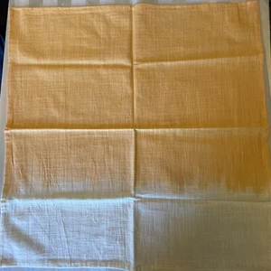 "3 manteles estilo ombre 22"" X 22"" algodón naranja a crema de John Robshaw de colección" - Imagen 1 de 7