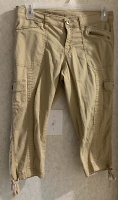 Faded Glory Women's Cargo Capris Tag Size 10 Inseam 20 Lightweight Stretch Khaki - Image 1 of 4
