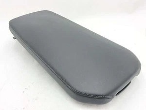 2020 STINGER GT CK CONSOLE LID ARMREST BLACK LEATHER 84660-J5000WK - Picture 1 of 10