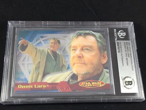 Phil Brown "UNCLE OWEN" Star Wars Topps Rookie Card signed autograph Beckett BAS