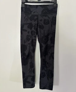 Leggings para mujer Lululemon negros florales cintura baja talla 2 - Imagen 1 de 6