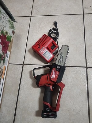 Milwaukee M12 FUEL HATCHET 6in Chainsaw - Red (2527-21) - Image 1 of 3