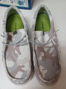 Hey Dude Men's Wally Camo Size 12 Shoes Casual Slip - Picture 1 of 6