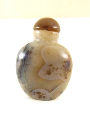 Botella de tabaco china tallada en ágata marrón sombra Foto 1 de 4