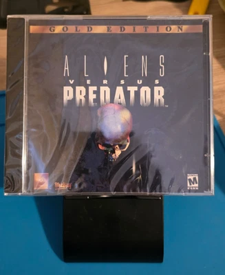 Aliens Versus Predator: Gold Edition (PC Game, 2000) NEW SEALED - Image 1 of 2