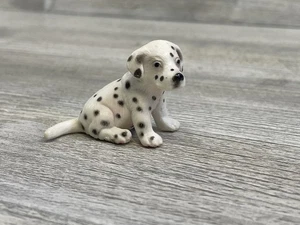 Schleich Dalmatiner Welpe Figur Spielfigur - sitzend - Bild 1 von 3