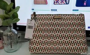 Tommy Hilfiger Cosmetic Makeup Travel Bag - Picture 1 of 6