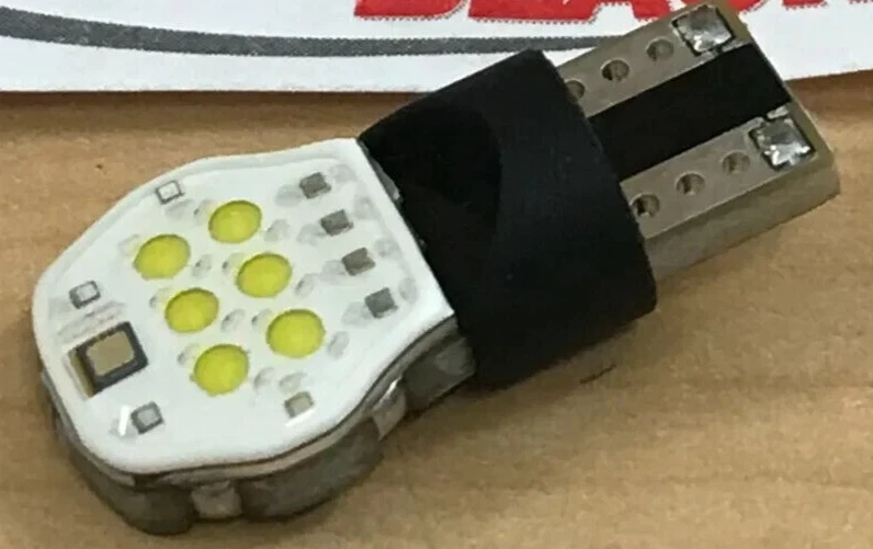 OEM TOYOTA 2018-25 CAMRY, 2019-22 AVALON TRUNK ROOM LIGHT LED BULB PT948-00220 - Image 1 of 1