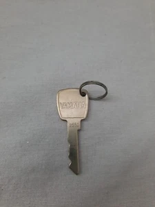 Vintage Yamaha Metal Key Marked 2550 - Imagen 1 de 5