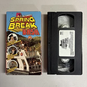 MTV Ultimate Spring Break Bash - TESTED - Bild 1 von 2