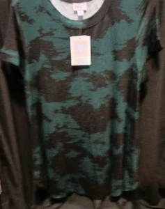LuLaRoe Womens Top Size L Erika Swing Green Black Tie Dye Rayon Blend NWT - Picture 1 of 3