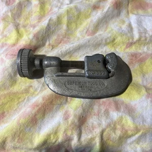 Superior Tool Co Pipe Cutter 350 Mini 1 1/8" Inch Plumbing Steel Vintage USA - Picture 1 of 5
