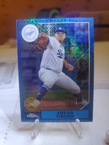 2022 Topps Chrome Blue Mojo #'d/150 Julio Urias Color Match 💥🔥 - Imagen 1 de 3