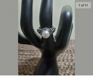 NEW ~ Beautiful Silver Faux Pearl Ring - Picture 1 of 9