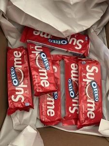 Supreme Oreo 6 Pack  - Picture 1 of 1